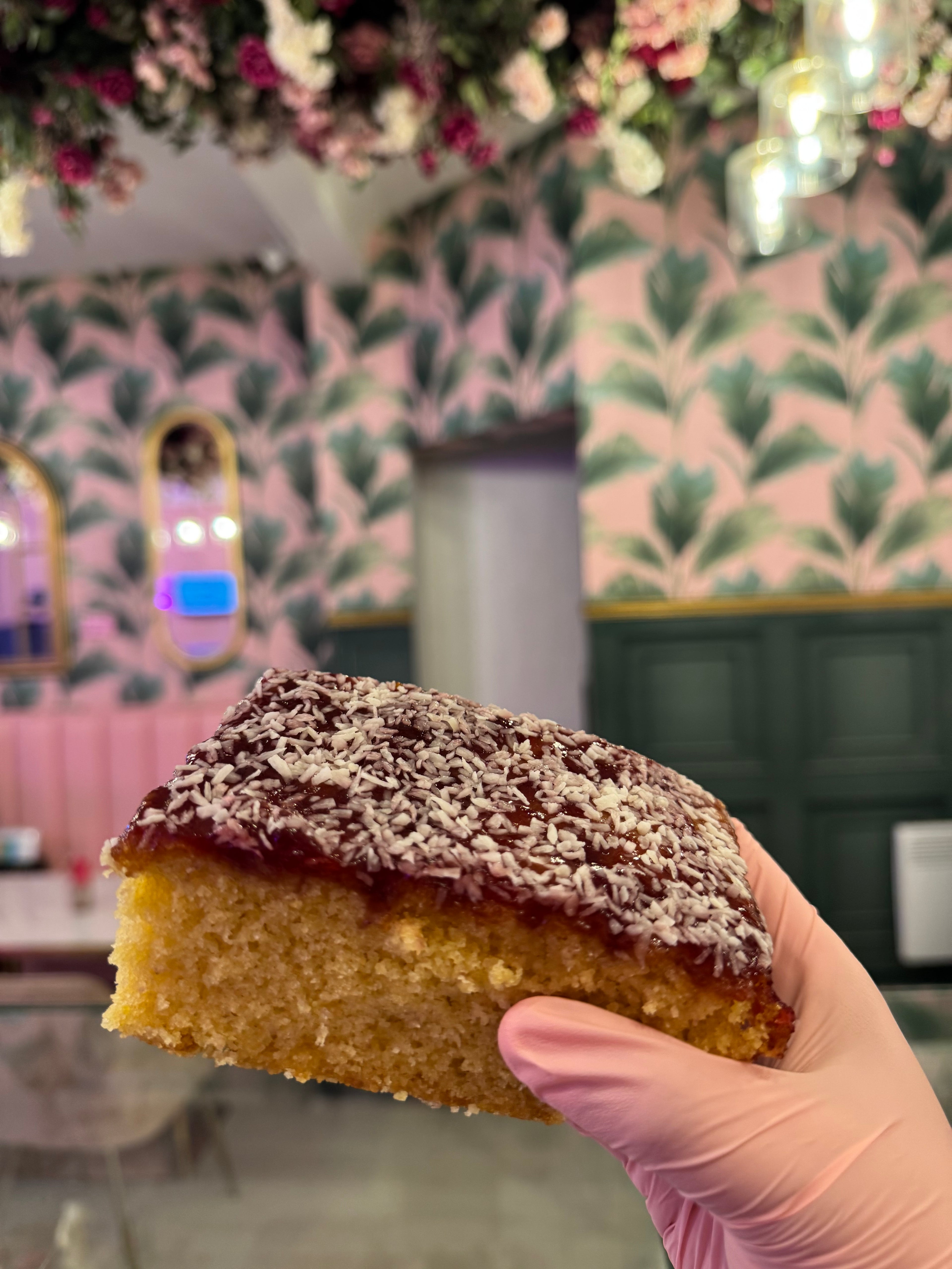 JAM COCONUT SPONGE XO